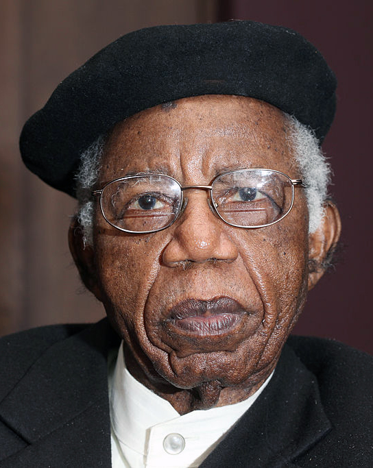 prof. chinua achebe gcok 1